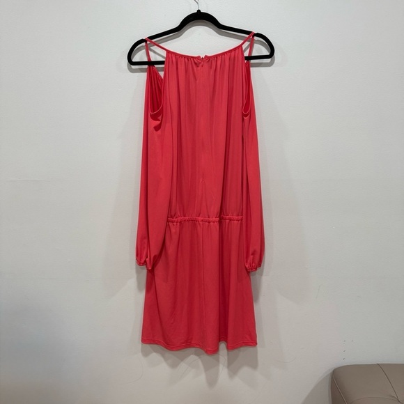 Michael Kors Sangria Stretch Matte Jersey Cold Shoulder
Dress large - Picture 3 of 11